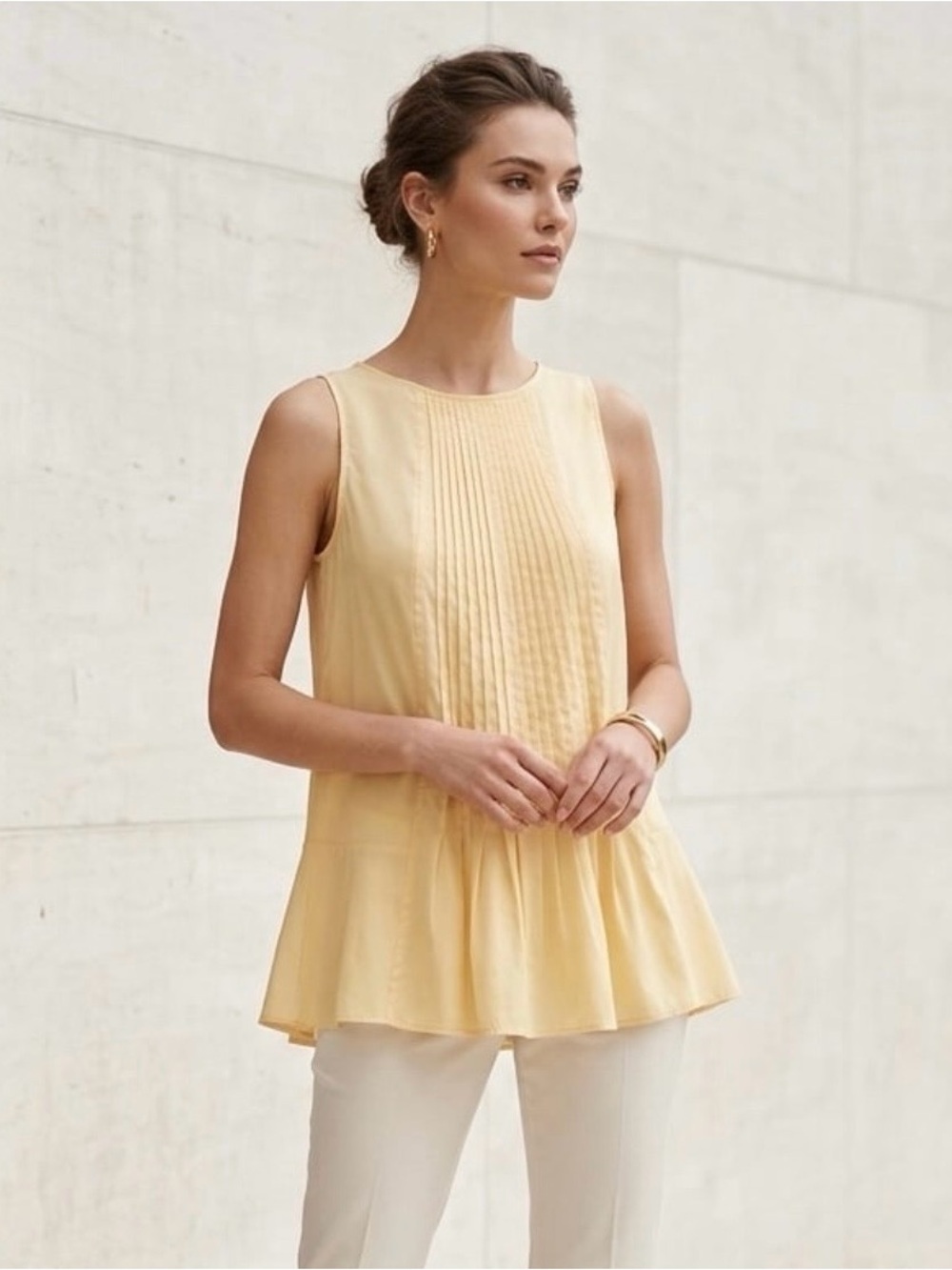 Zara Woman Yellow Pleated Sleeveless Round Neck Tunic Blouse S